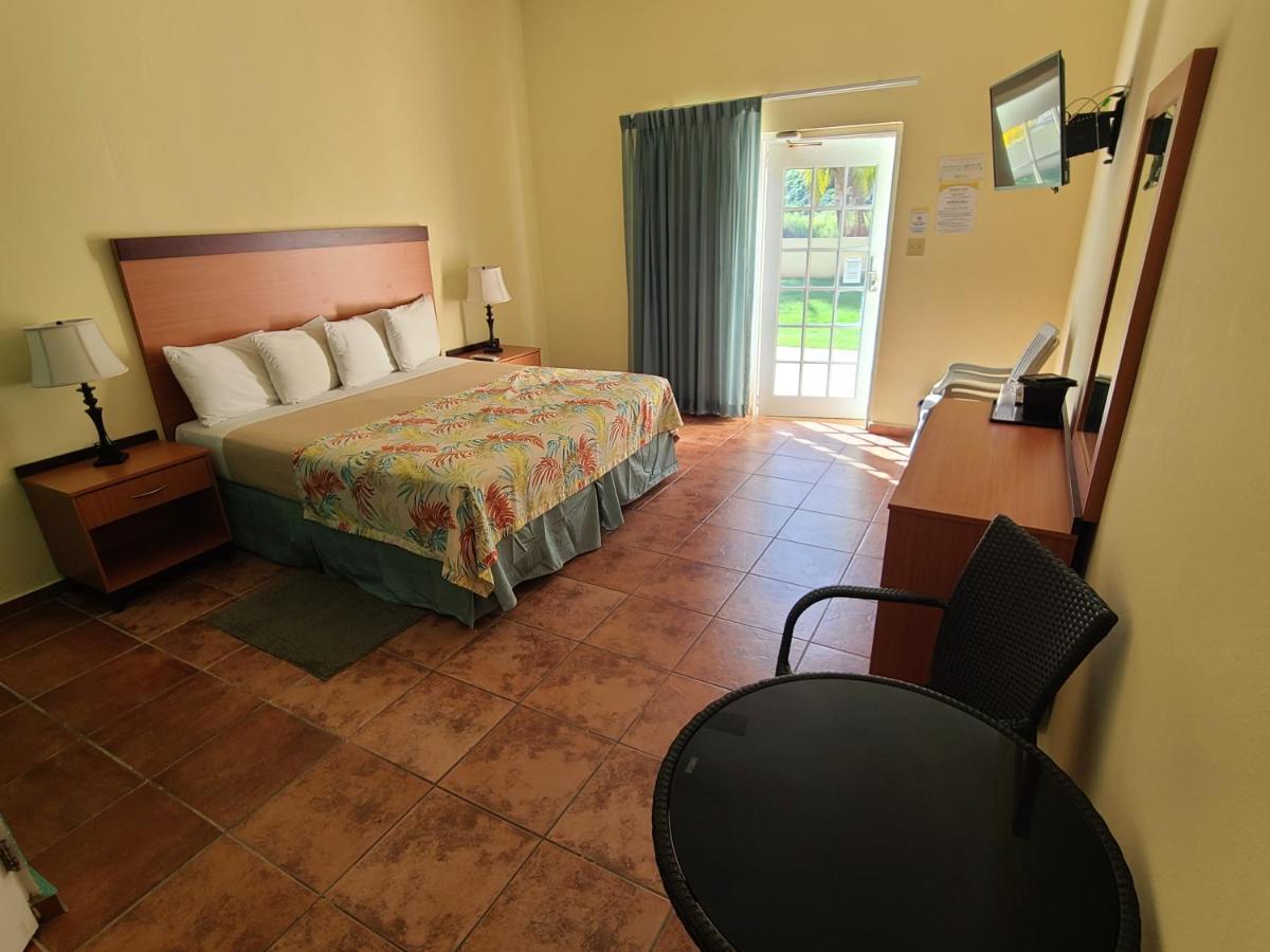 Hotel Lucia Beach Yabucoa Εξωτερικό φωτογραφία
